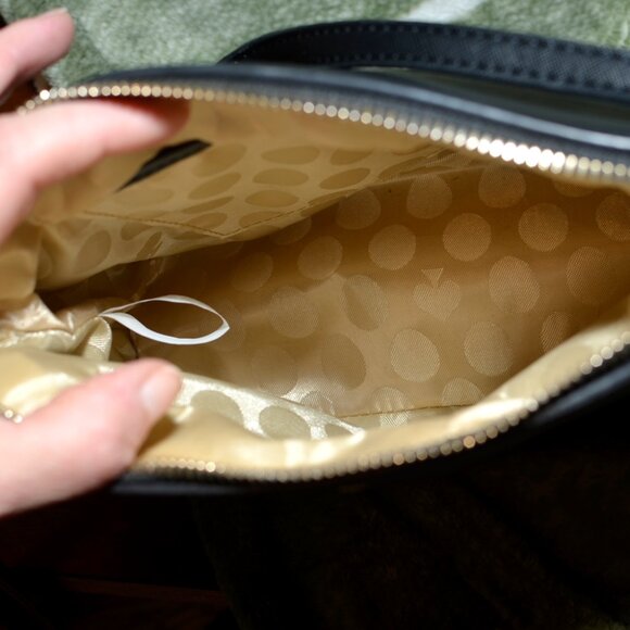 Kate Spade New York - Small Dome Crossbody Bag - Classic Little Black Purse - Picture 4 of 16